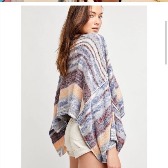 🔥Free People Saturn Sweater Poncho NWT Last One - Picture 2 of 10